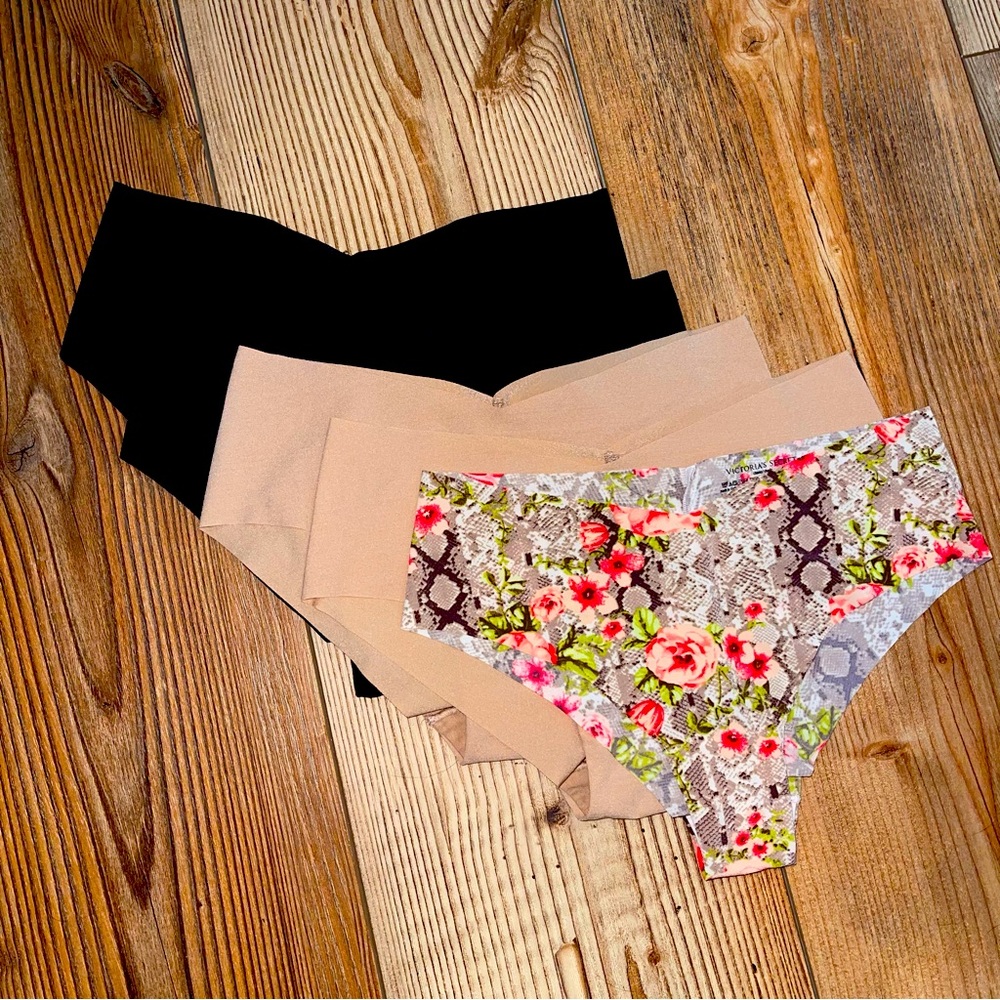 NWOT Five Victoria Secret Cheeky Hipster Panties Medium